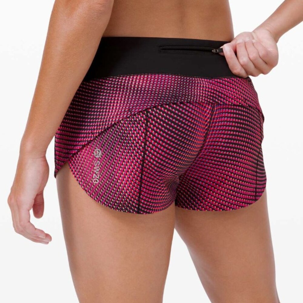Lululemon Womens Speed Up Short 2.5, 2020 Seawheeze Race Pace Flare, size 4 NWOT